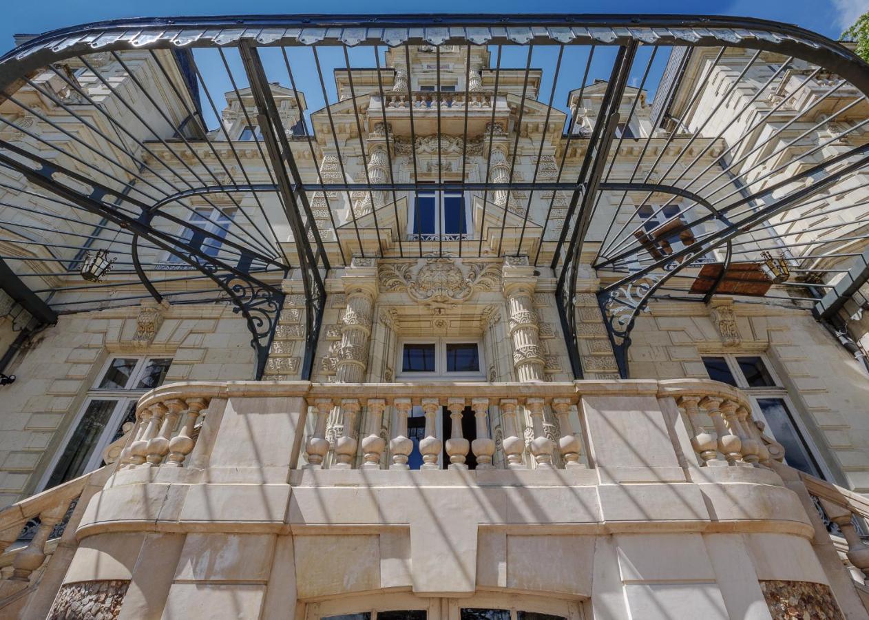 Chateau Des Orchidees En Val De Loire Saumur Exteriér fotografie
