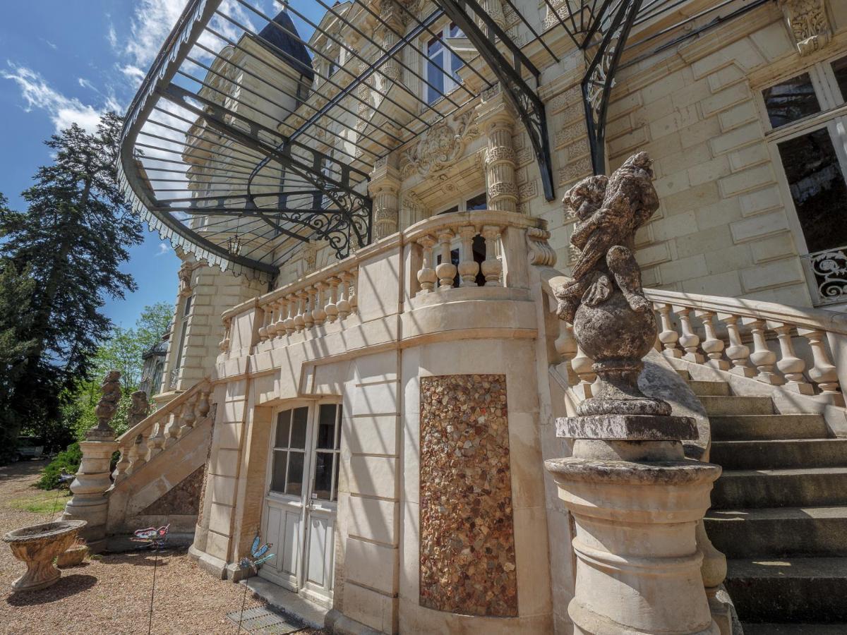 Chateau Des Orchidees En Val De Loire Saumur Exteriér fotografie